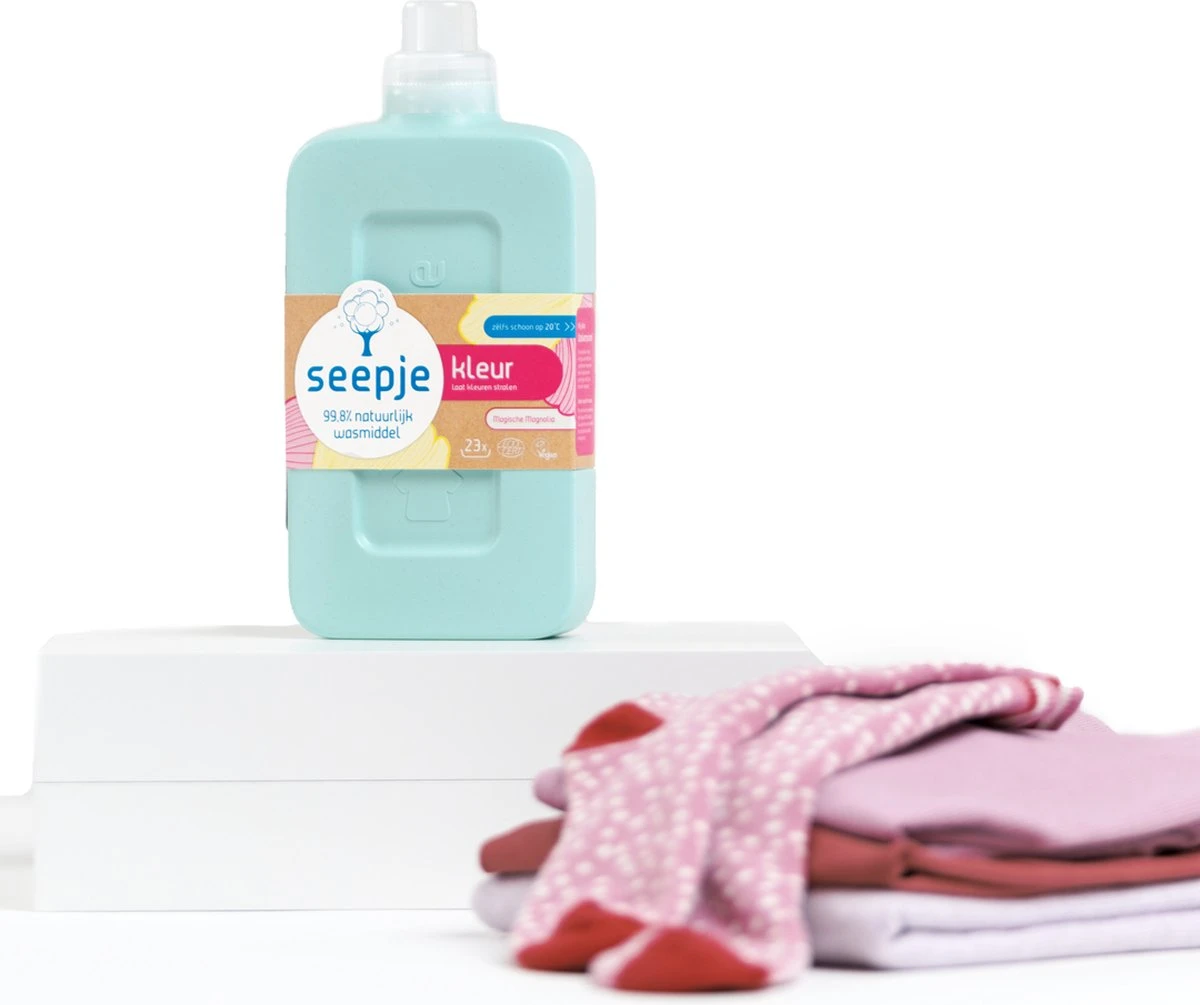 Seepje Wasmiddel - Magische Magnolia - Wasmiddel Kleur - Kwartaalpakket – 3 X 23 Wasbeurten - 3 X 1L 5 Seepje Wasmiddel - Magische Magnolia - Wasmiddel Kleur - Kwartaalpakket – 3 X 23 Wasbeurten - 3 X 1L - Afbeelding 3
