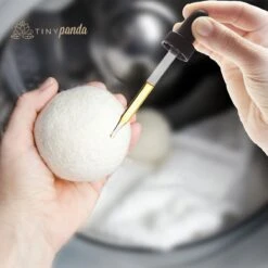 Merkloos Droger Ballen XL 8 Stuks – Zero Waste Dryer Balls - Duurzaam – Wasverzachter – Herbruikbare Drogerballen – Droogt De Was Sneller – Tiny Panda 18 Merkloos Droger Ballen XL 8 Stuks – Zero Waste Dryer Balls - Duurzaam – Wasverzachter – Herbruikbare Drogerballen – Droogt De Was Sneller – Tiny Panda -Dagelijkse Benodigdheden Winkel 1200x1200 1150