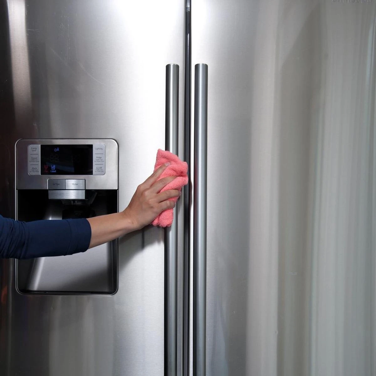 HG Roestvrijstaal Reiniger - 300ml - Onzichtbare Beschermlaag - Reinigt Snel En Streeploos 5 HG Roestvrijstaal Reiniger - 300ml - Onzichtbare Beschermlaag - Reinigt Snel En Streeploos - Afbeelding 3