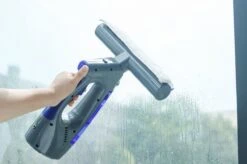 Swiss Pro+ Ruitenreiniger 3 In 1 WV 2 Blue Edition Window Vac - Ca. 120 M² - Waterzuiger - Incl. Smalle Zuigmond - Oplaadbaar - Raamwisser - Streeploos - Clicksystem - 2 Microvezeldoekjes - Met Sprayfunctie - Low Noise - Hepafilter -Dagelijkse Benodigdheden Winkel 1200x799 21