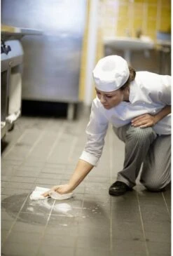 Poetsrol Tork M2 121206 2-laags - 20cm X 160m - 6 Rollen -Dagelijkse Benodigdheden Winkel 812x1200 1